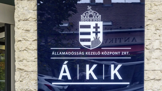 Újabb, ezúttal csaknem százmilliárdos kötvénykibocsátást hajtott végre a kormány
