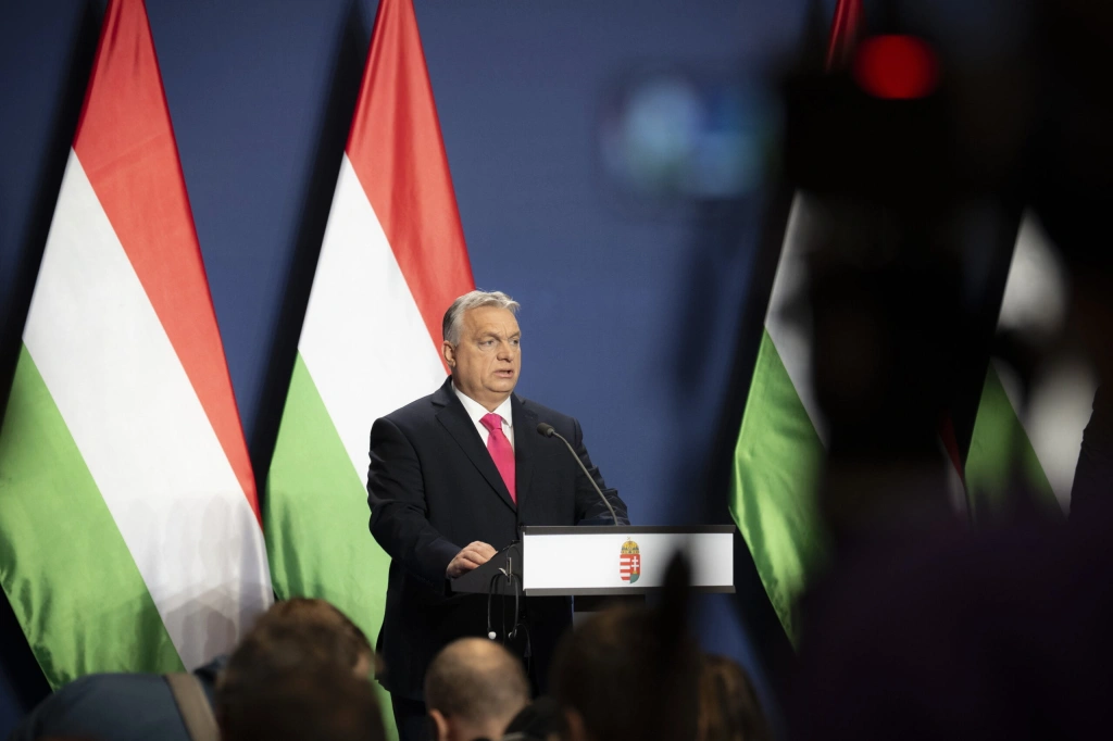Orbán: Közösen pénzt felvenni más országokkal nem észszerű dolog