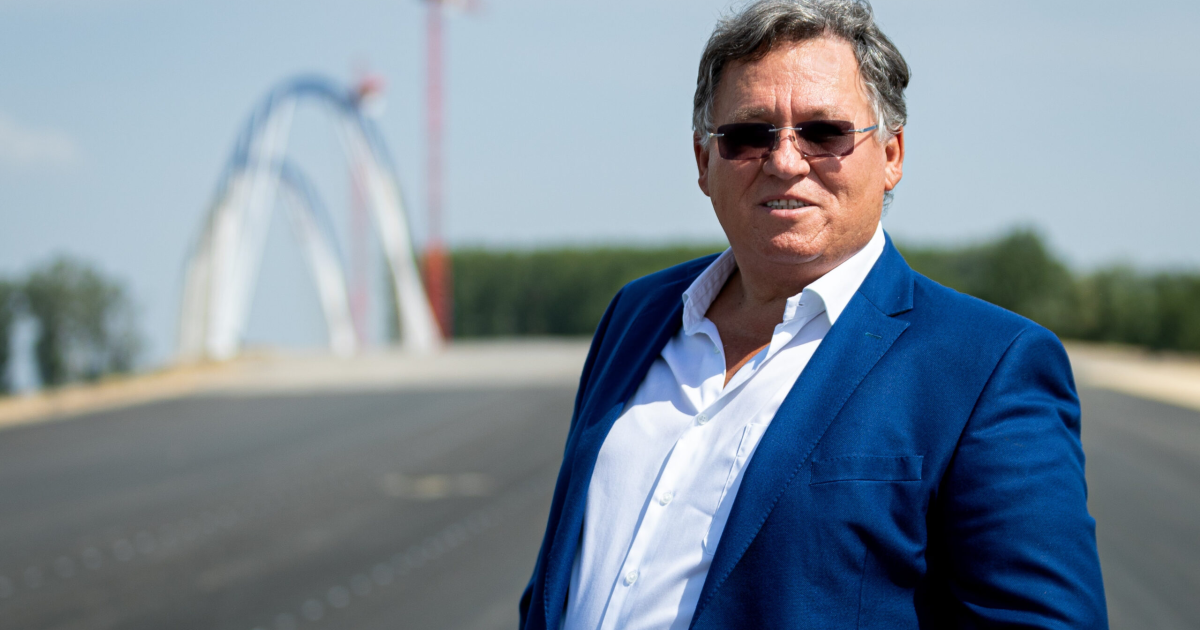 Csillagászati összegért építheti Szíjj László cége az M49-es újabb szakaszát