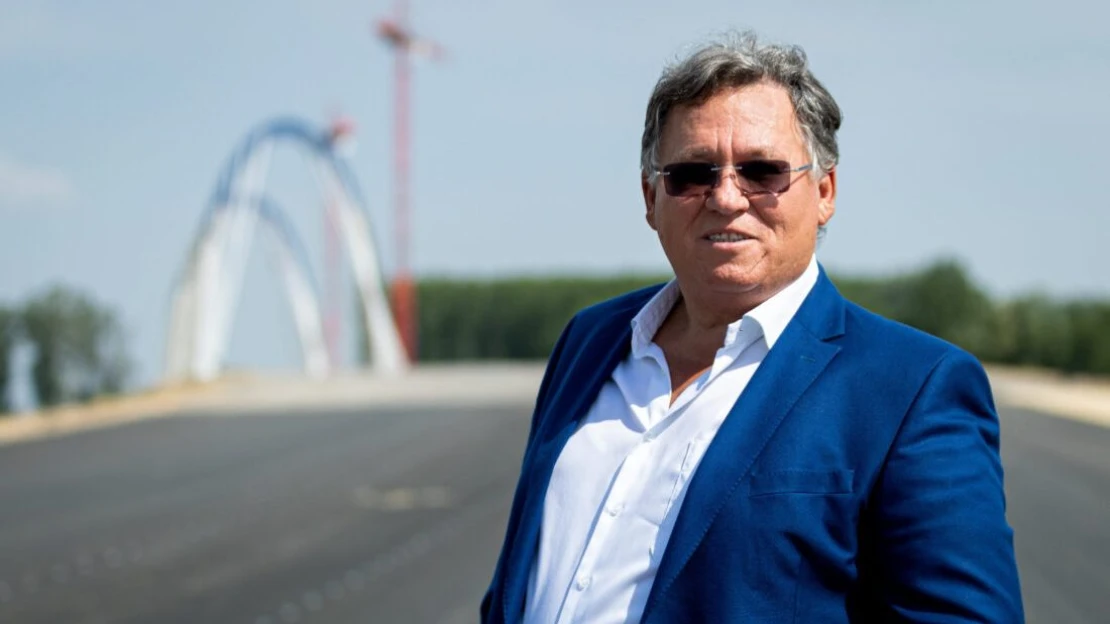 „Elhitették az emberekkel, hogy a kapcsolati tőke mindent megelőz.” Szíjj László és Wáberer György is elmondta, hogy mire számít a Tisza-kormány alatt