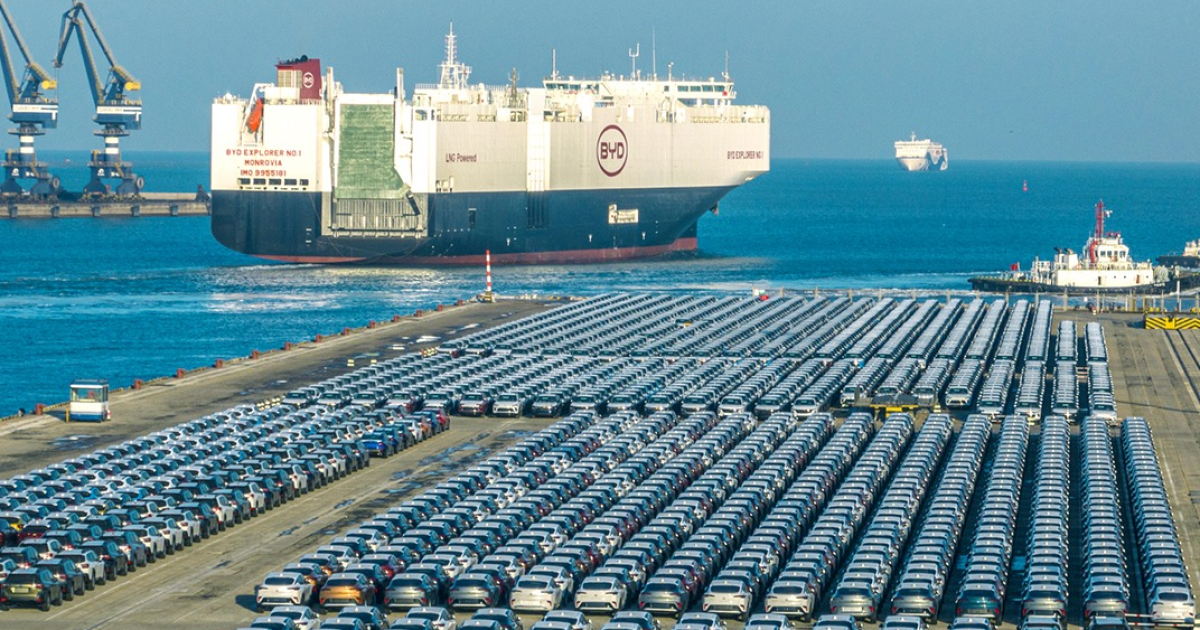 KSH: csökkent az export, nőtt az import, de még pluszban vagyunk
