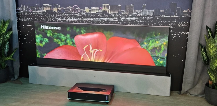 Repülő autó, UFO kávéfőző, átlátszó tv, nyújtható telefon és mindent átszövő mesterséges intelligencia: Tombolt az innováció a tech gigaexpón!_47