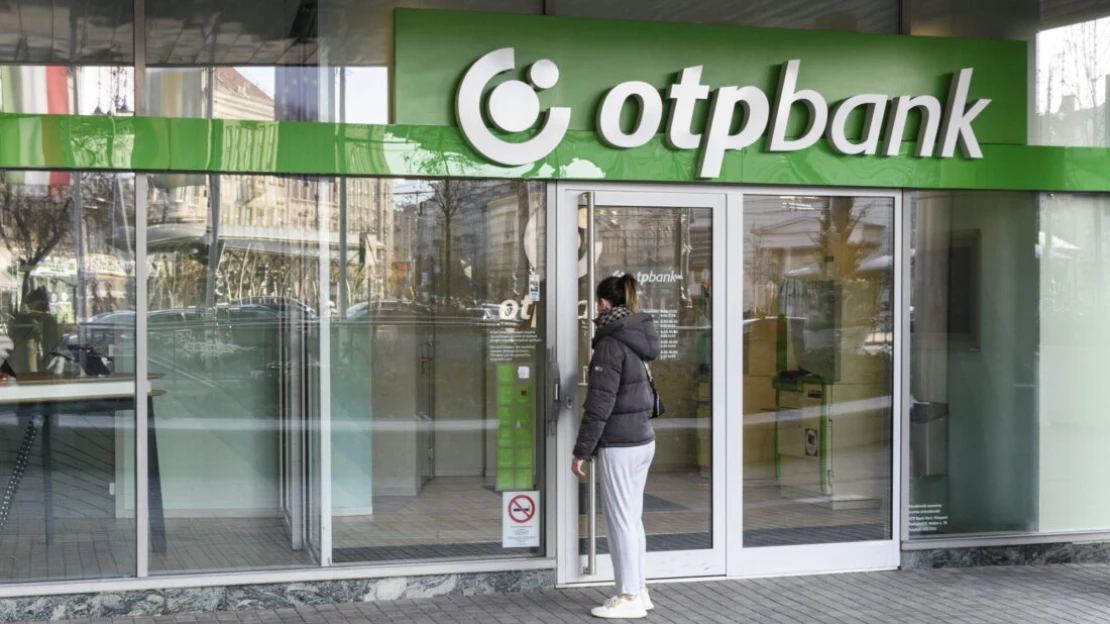 A vállalkozókat sújtják a bankok legújabb díjemelései