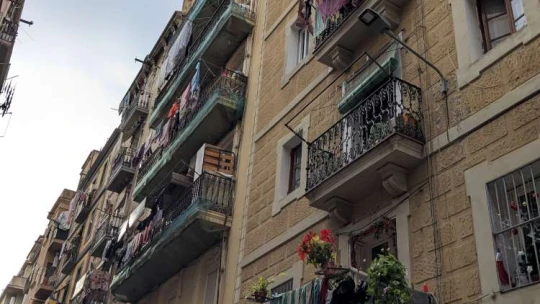 Tökéletlen, csodás napok a töltőn