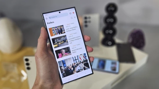 Van értelme ennyi mesterséges intelligenciát pakolni egy telefonba?