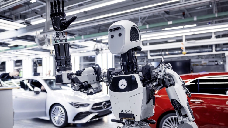 Wow: a Mercedes Kecskeméten kezdte el tesztelni vadiúj robotmunkásait_2
