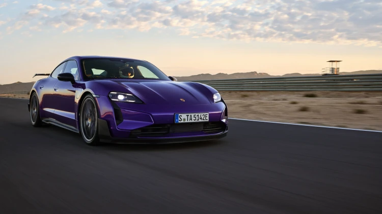 A 800 milliárdos gyár – így fordul rá a zöld és AI-vezérelt jövőre a Porsche_1