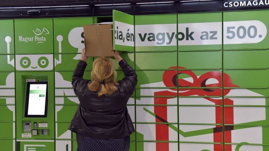 Van egy kis webshopom, és most azt kérik, ingyen reklámozzam a Postát