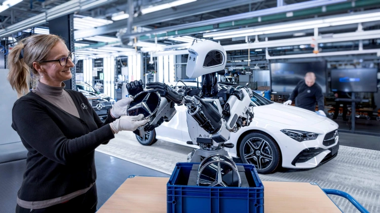 Wow: a Mercedes Kecskeméten kezdte el tesztelni vadiúj robotmunkásait_1