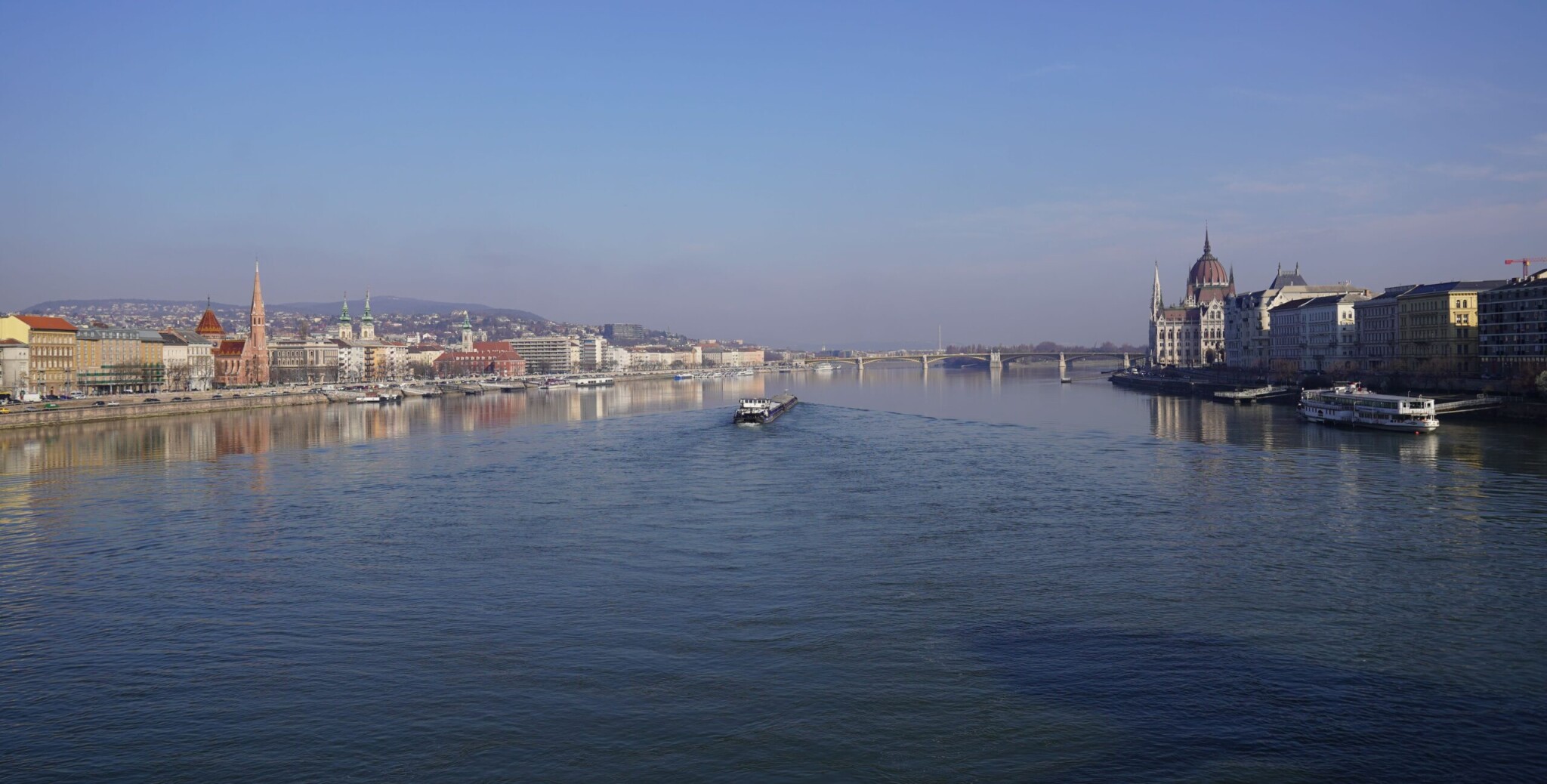 Árad a Tisza, apad a Duna