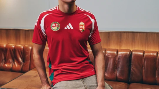 Ilyen az új mez – ebben játszik a magyar fociválogatott az Európa-bajnokságon