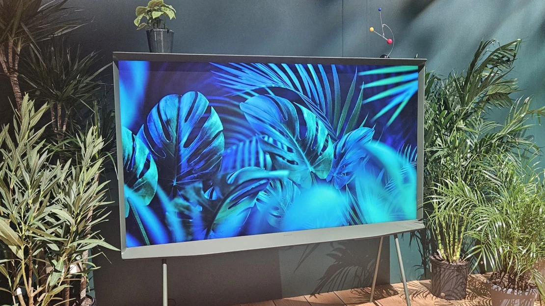 A Samsung TV Serif: Több, mint egy Televízió – Egy Ikonikus Design Objektum () A Samsung TV Serif: Több, mint egy Televízió – Egy Ikonikus Design Objektum