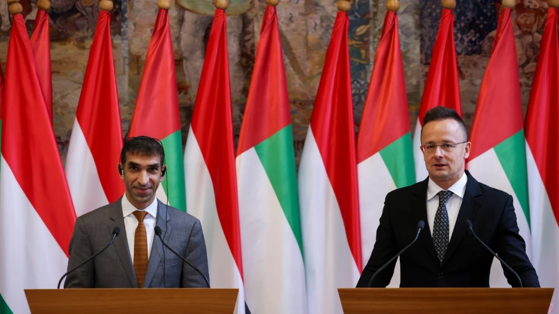Szijjártó aláírt: eldőlt Rákosrendező és a maxi-Dubaj sorsa