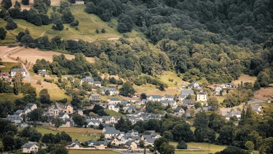 310 milliárdot von el az önkormányzatoktól a kormány idén – a pénzt saját magára költi