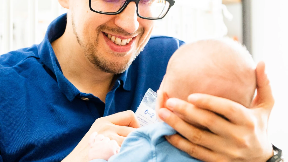 Egy visszautasíthatatlan ajánlat – apasági csomag az Accenture-nél