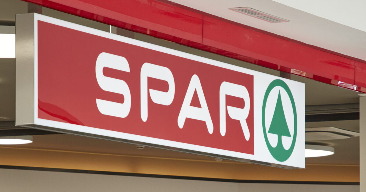 Döbbenetes összeget bukhat a Spar az árrésstoppal