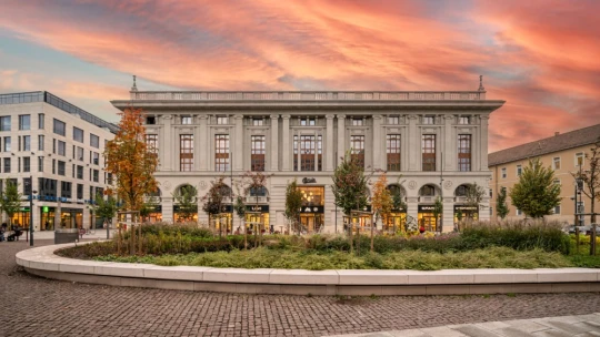 Igazi nemzetközi sztár költözik Budapest egyik legszebb, most felújított áruházába