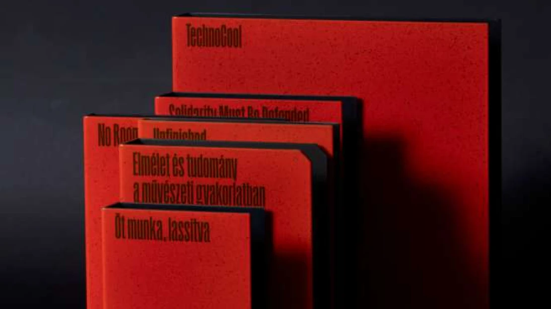 Amikor a ruha (is) teszi a könyvet