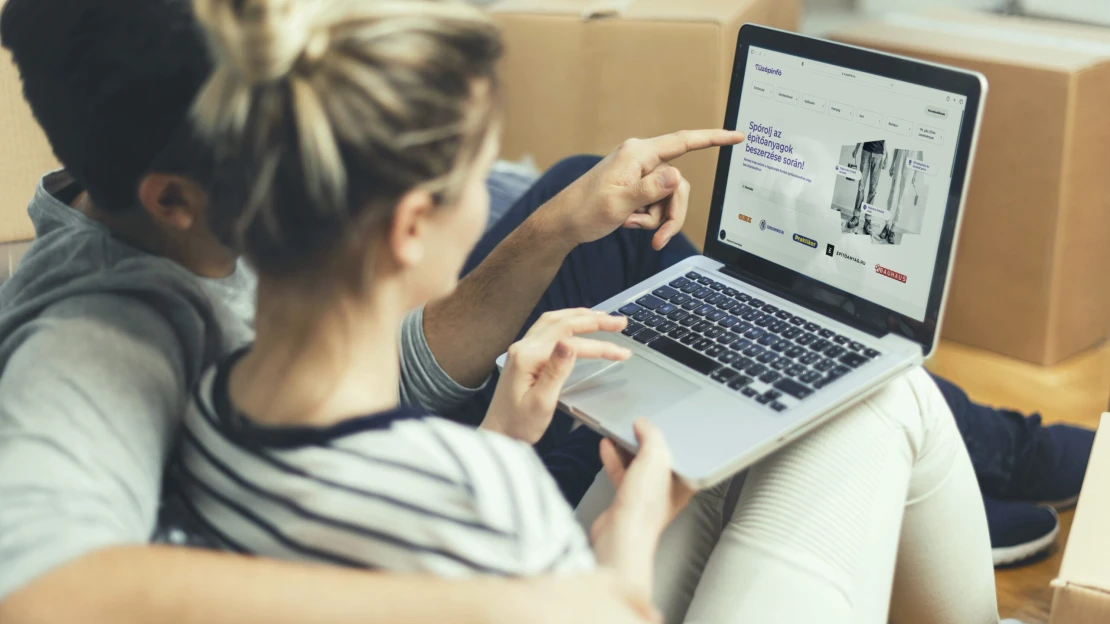 Már a kanapénkról is követhetjük az építőipari árakat – itt a Tüzépinfo