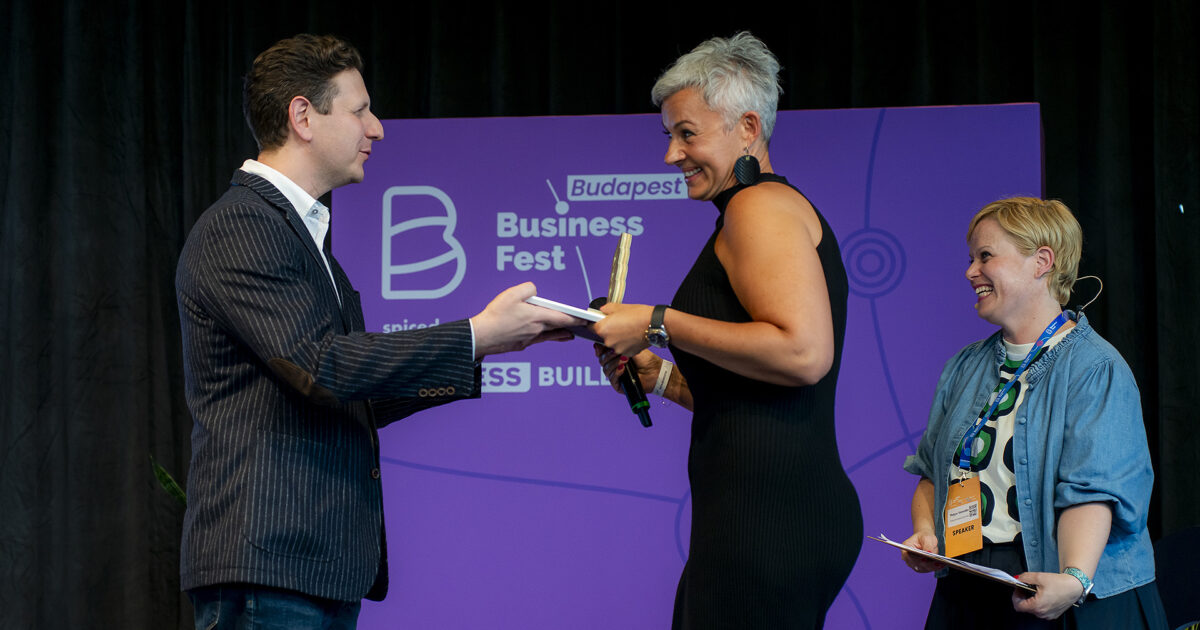 Otorgado por Forbes Business Club
