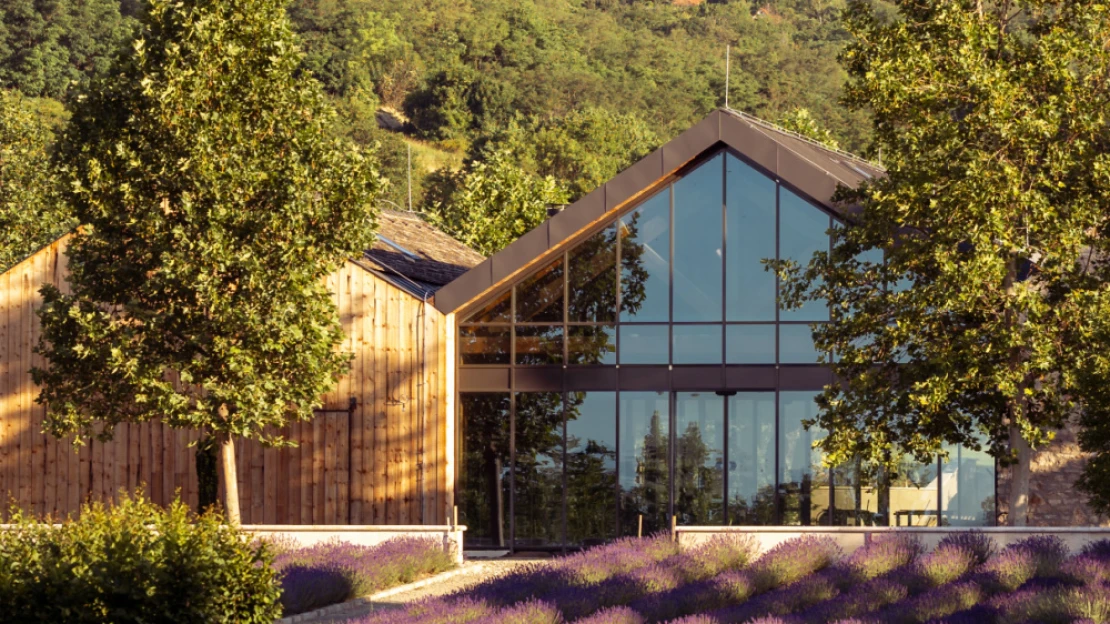 Négyévszakos rendezvényhelyszín karnyújtásnyira Budapesttől