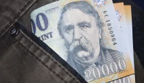 Nagy Márton már visszakozik, közben a szomszédban érkezik a minimálbér-emelés