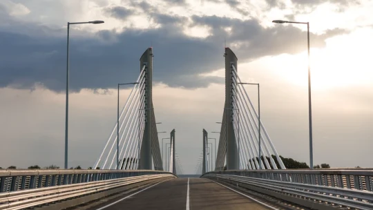 Átadták a 92 milliárdos hidat, Orbán az egyik leggazdagabb bizalmasának is megköszönte