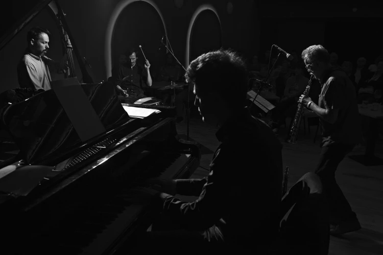 Fotósként szeretett bele a jazzbe, megalapította a legnagyobb jazzfesztivált Budapesten, és most külföldre viszi a magyar tehetségeket_3