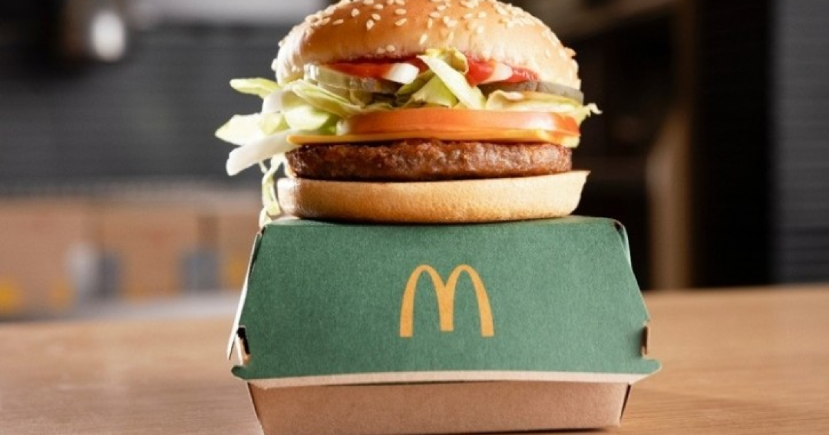 Ennyi volt: nem próbálkozik többet a húsmentes hambival a McDonald’s Amerikában