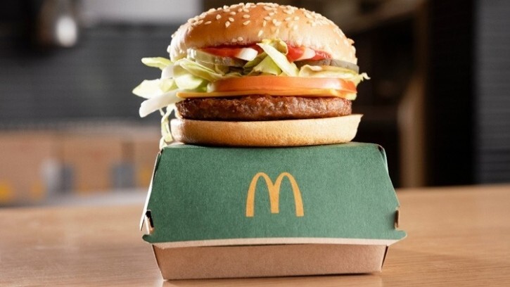 Ennyi volt: nem próbálkozik többet a húsmentes hambival a McDonald’s Amerikában