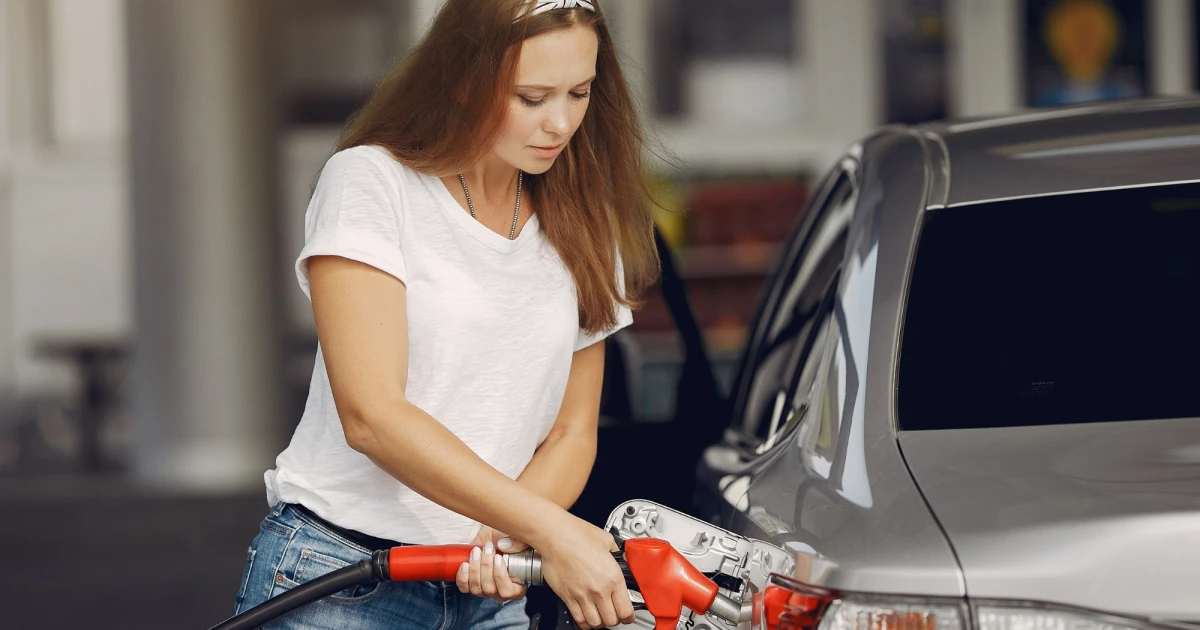 Újabb drágulás a kutakon, ennyivel nőnek az árak holnaptól