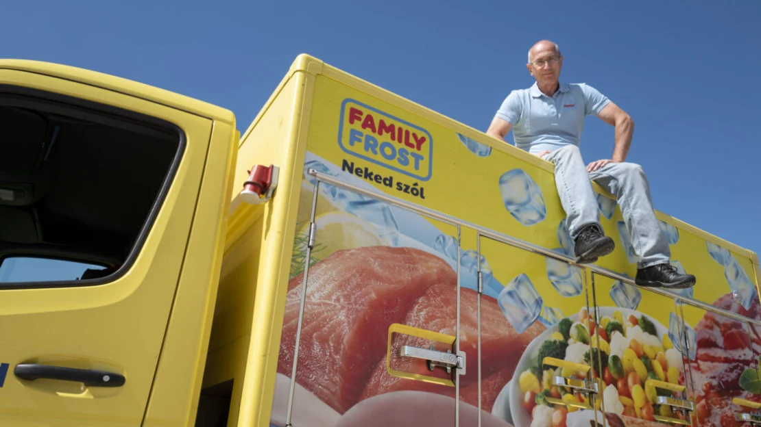 Szólj anyádnak, hozzon pénzt! – A Family Frost sztori