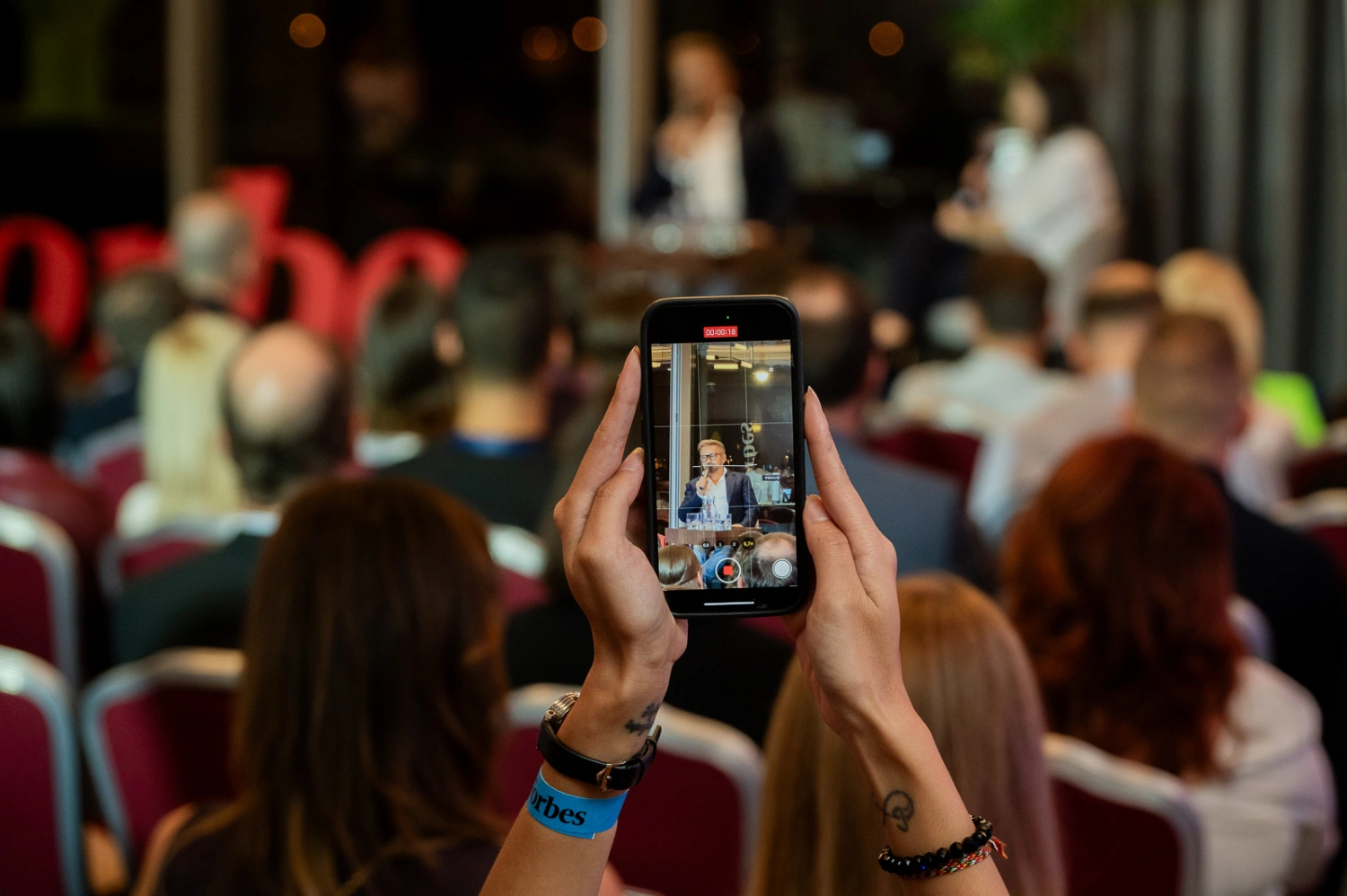 A negyedik Ferrari már semmi extra: megkapod, beleülsz, kiteszed TikTokra – mondja a milliárdos celeb