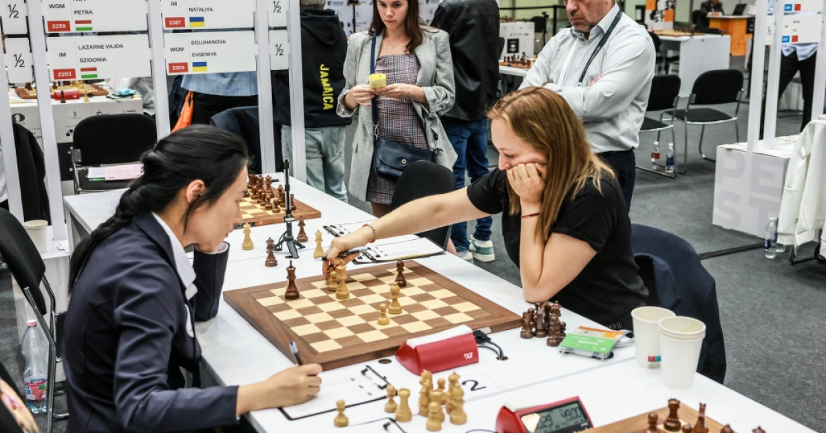 The Hungarian Olympic chess team awaits the last few days from third place, ahead of China and the United States of America