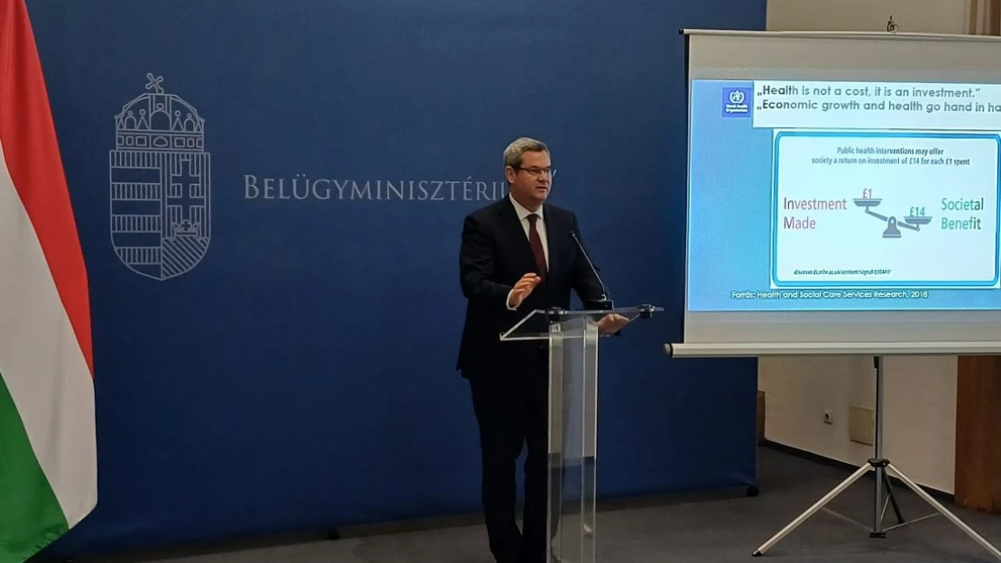 Politikai cirkusz lett a kormányzati intézkedés helyett abból, hogy hetek óta nincs víz a székesfehérvári kórházban