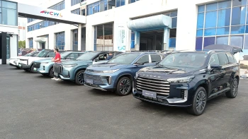 Példátlan ütemben hódítanak teret Európában a kínai autók