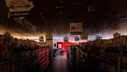 Ez az üzletlánc már bejelentette: zárva lesznek szenteste napján