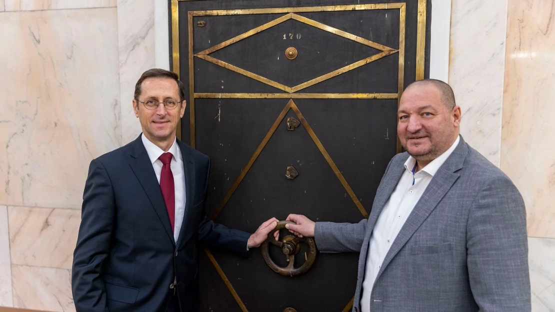Évek óta nem látott szintre tornászta a költségvetési hiányt novemberben a kormány