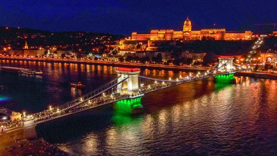 Több mint 4 milliárdba fájt, de köztulajdonba került a budapesti közvilágításért felelős cég