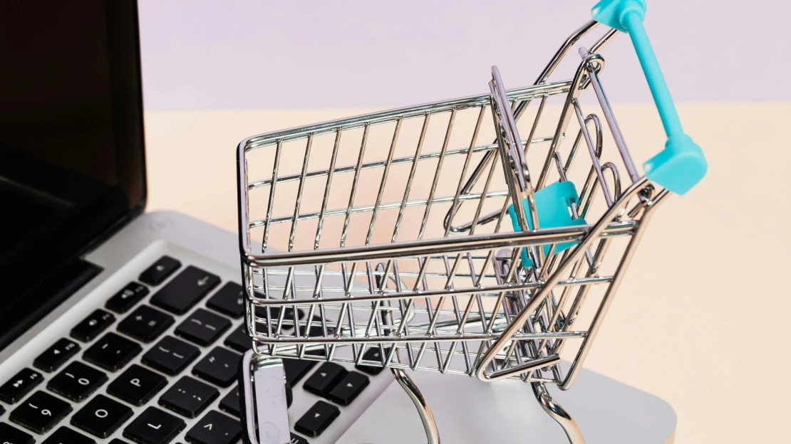 Magyarországon is megjelent az Amazon babérjaira törő webshop, nem akárki áll mögötte