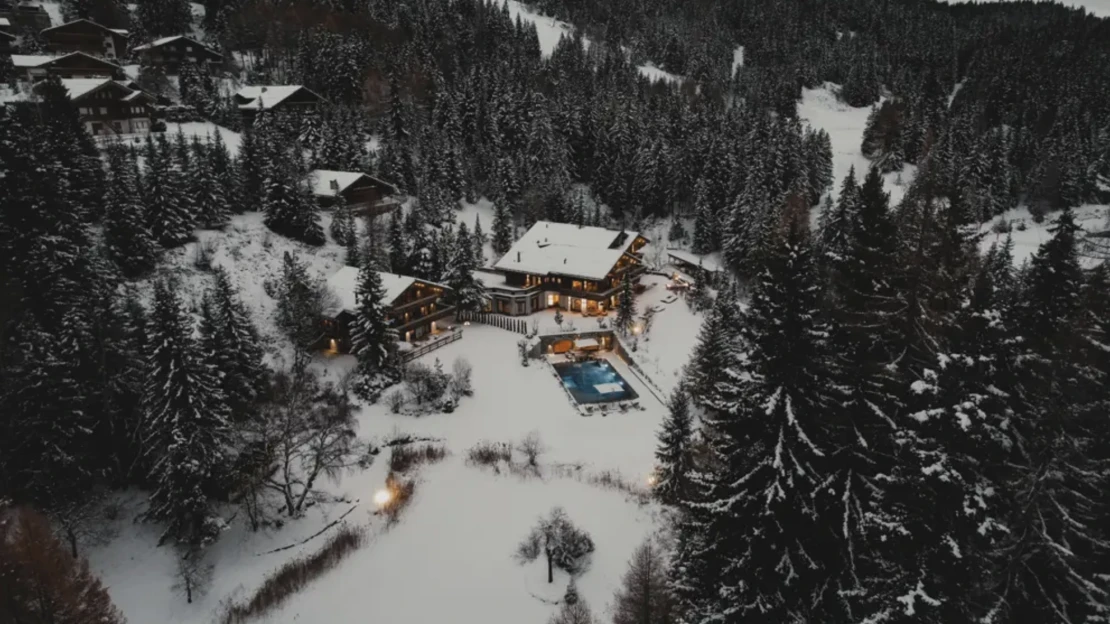 Veszteséges az MNB-alapítvány svájci luxusingatlan-biznisze, ha nem romlott volna ennyit a forint, még nagyobb bajban lennének