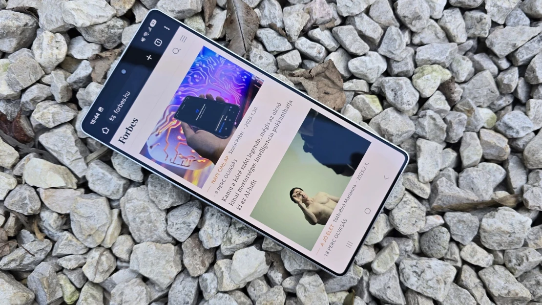 Varázspálca, mindentudó MI, extra funkciók – de vajon megéri az árát a Samsung új koronagyémántja?
