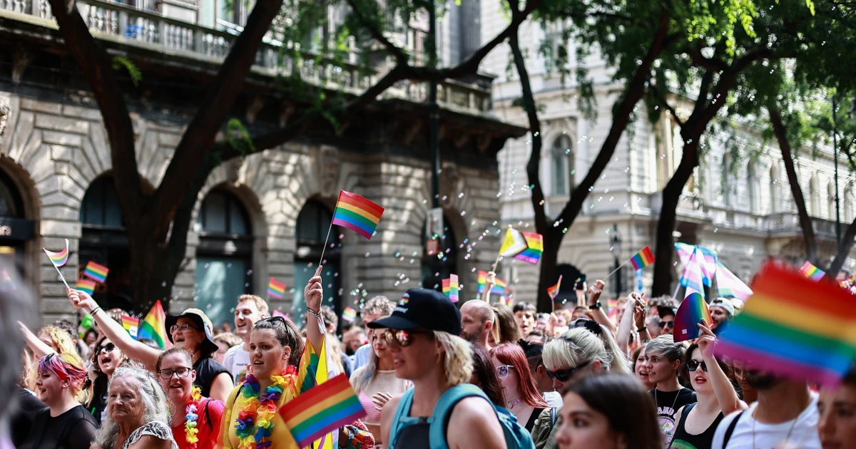 Pont a vita végére: önkormányzati lesz a Pride