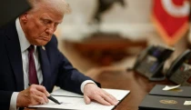 Trump már megint egy 50 százalékos vámot jelentett be