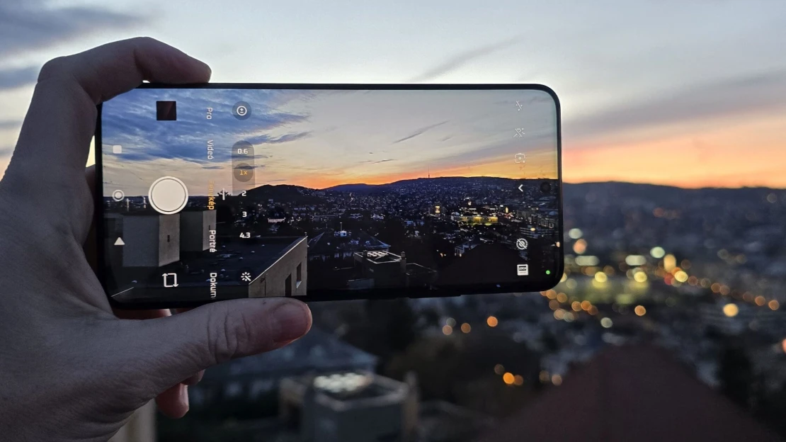 Telefon még sosem állt ennyire közel egy fényképezőgéphez – ilyen lett az új Xiaomi csúcsmobil