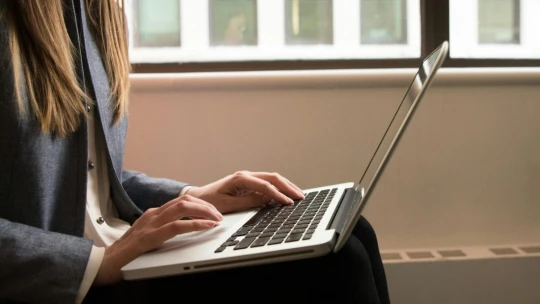 A nemzeti kultúra hátráltatja a magyar nőket a vállalkozásban?