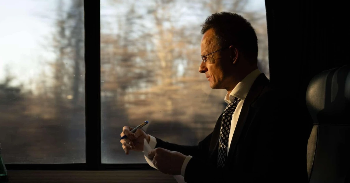Szijjártó Péter köreiben is egyre több a milliárdos