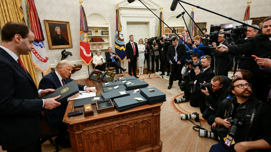 Játék-, avagy Trump-elméletek: a bűnösök szenvedjenek!