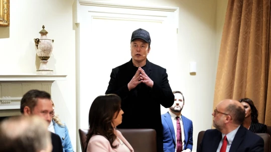 Elon Musk sajátosan reagált, amikor MI-je azt állította: fittebb, mint LeBron James