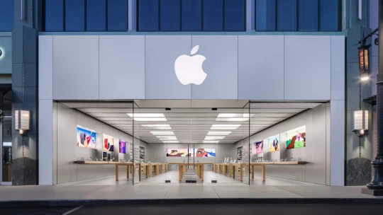 Az Apple cselezné a Trump-vámokat, de az áremelkedés elkerülhetetlennek látszik